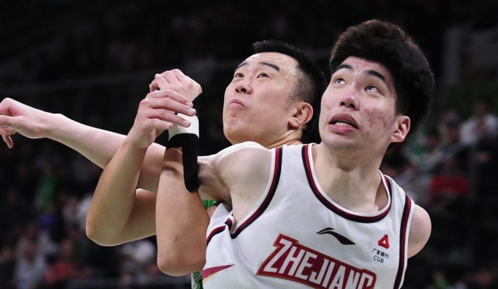 包含激烈对决！巅峰对决胜负难料的词条